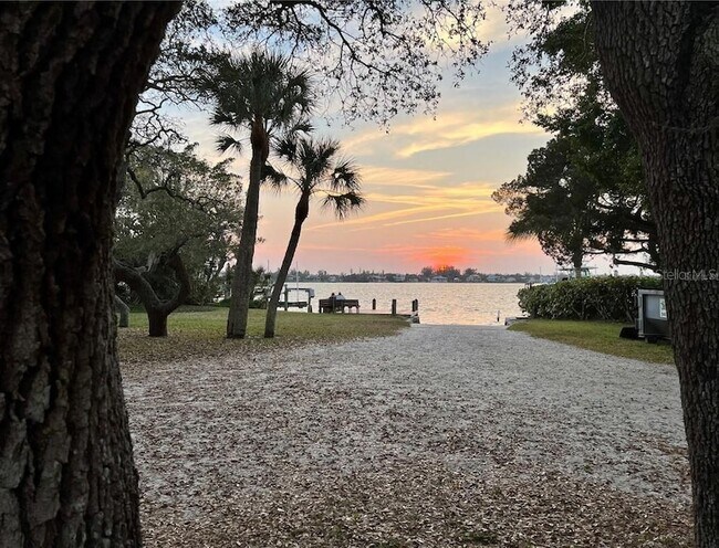 Primary Photo - 1833 Pandora Dr