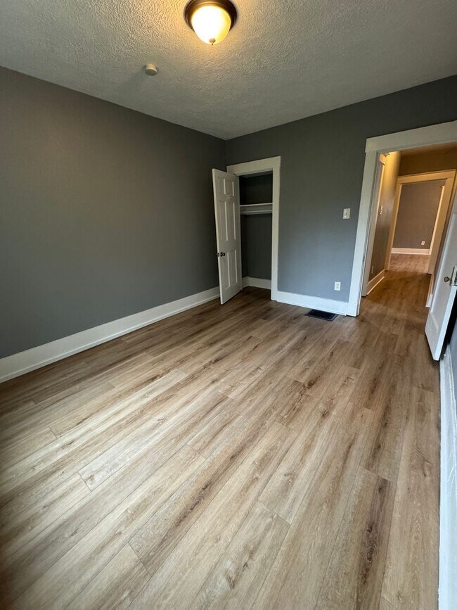 Building Photo - 311 W Burgess St