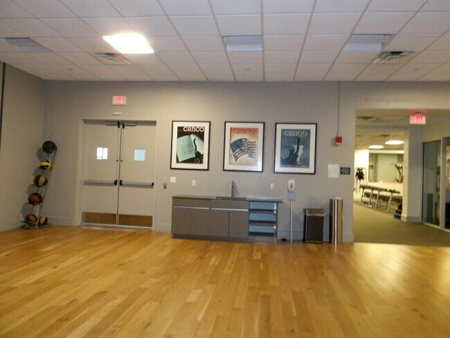 Building Photo - 50 Dey St