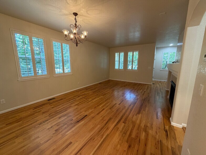 Building Photo - 5162 Southern Cross Ln