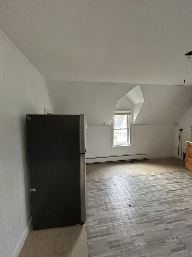 Building Photo - 126 Boswell Ave