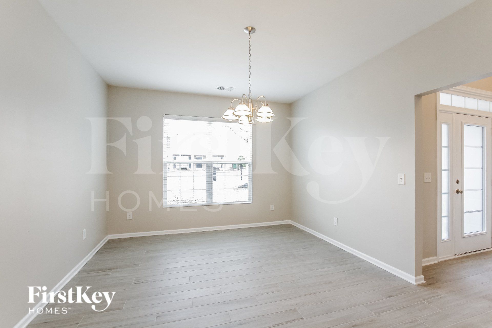 Building Photo - 9808 Loughlin Ln