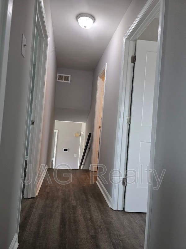 Building Photo - 1708 Caro-Mar Pl NW