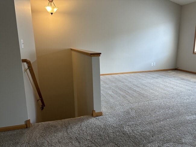 Building Photo - 1349 Willow Trail