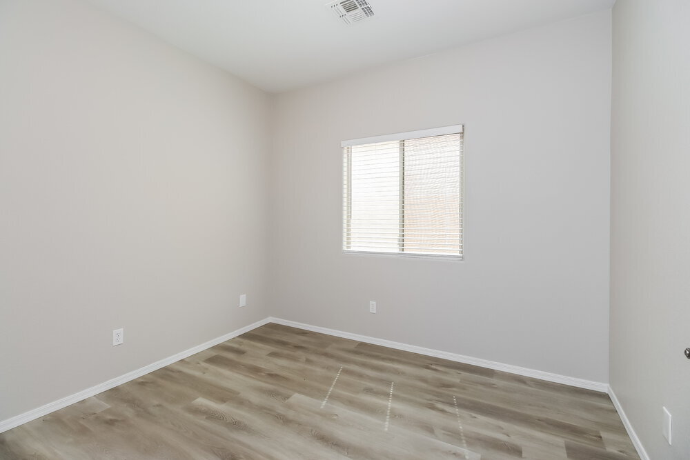 Building Photo - 44331 Rhinestone Rd