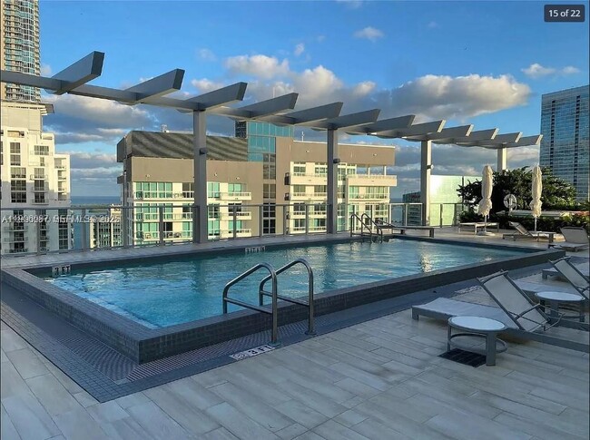 Building Photo - 1100 S Miami Ave