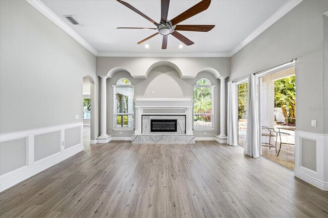 Building Photo - 12422 Creek Edge Dr