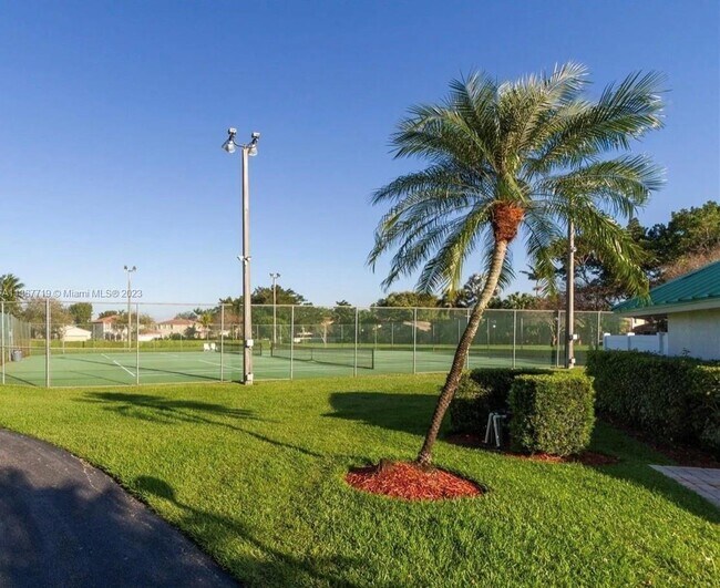 Building Photo - 1683 SW 109th Ter