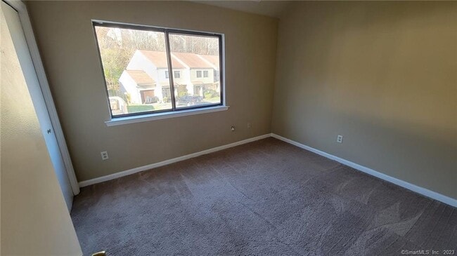 Building Photo - 21 Deer Run