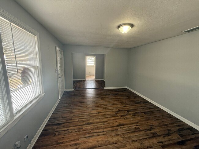 Building Photo - **ON HOLD** TOTAL ELECTRIC 2 or 3 Bedroom / 1 Bathroom Home for Rent in Columbus, GA***