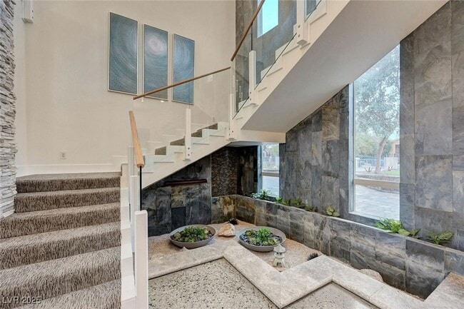 Building Photo - 2111 Edgewood Ave