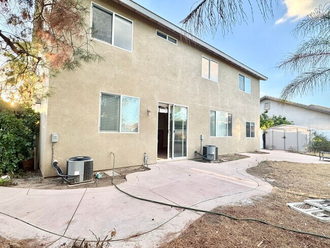 Building Photo - 2871 Pinta Ct