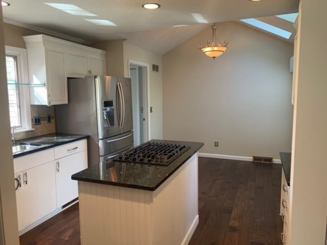 Building Photo - 5567 Crow Creek Rd