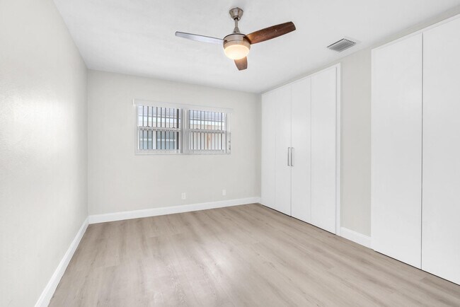 Building Photo - 3213 Colony Club Rd