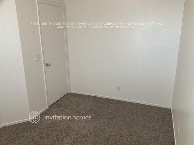 Building Photo - 901 Calico Hills Ct
