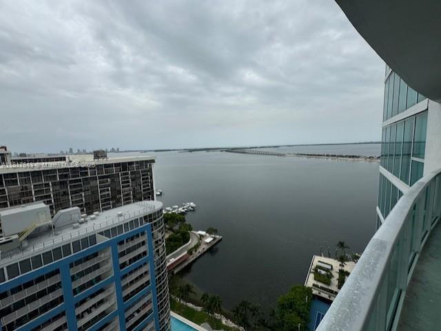 Building Photo - 2101 Brickell Ave