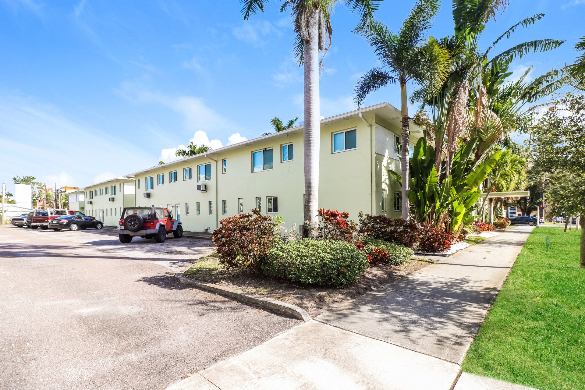 Building Photo - 1 Bed/1 Bath - Unit 605