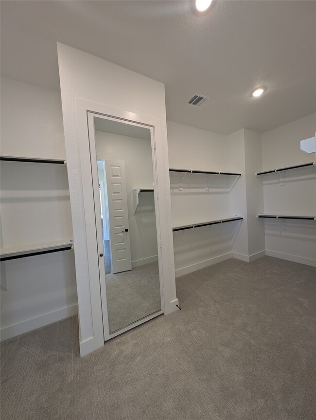 Building Photo - 13826 Arroyo Grande Dr