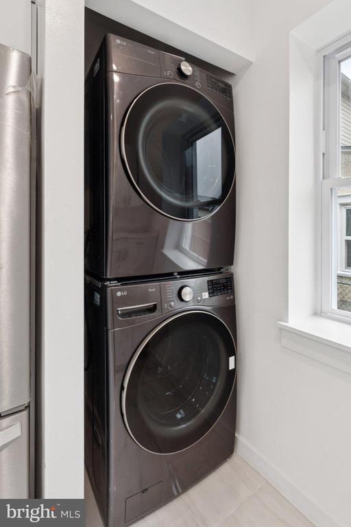 Building Photo - 65 Limekiln Pike