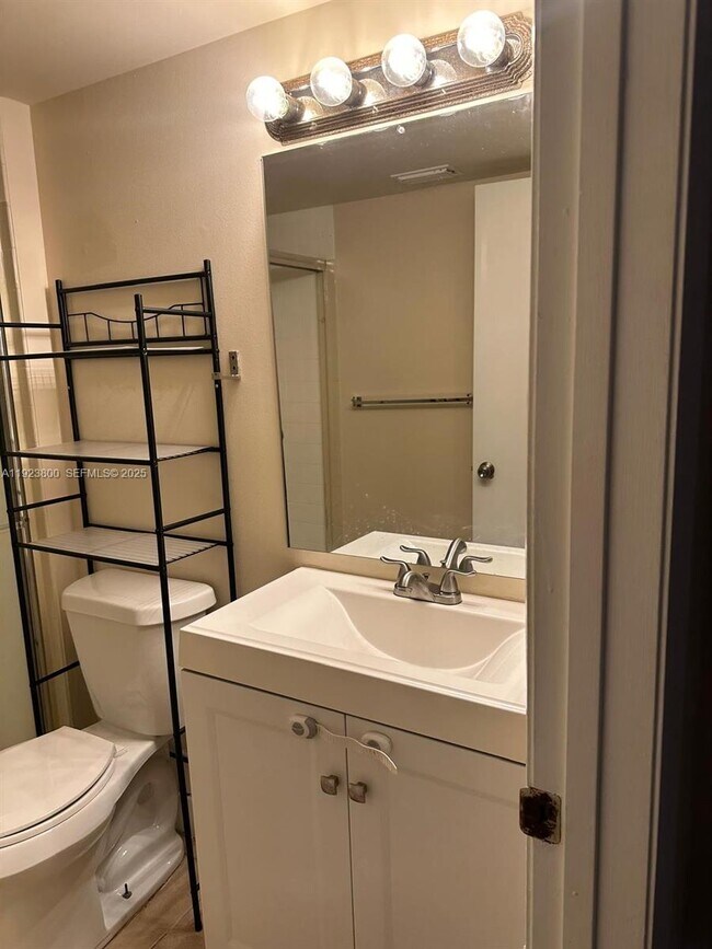 Building Photo - 9055 Wiles Rd