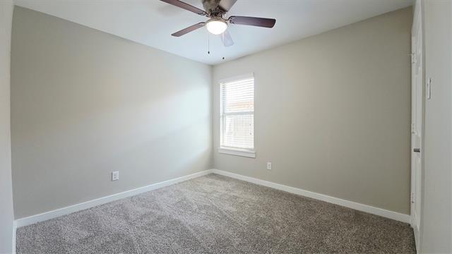 Building Photo - 523 Wood Dr