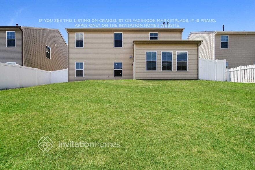 Building Photo - 10930 Tailwater St