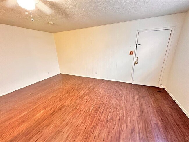 Building Photo - 4204 Speedway