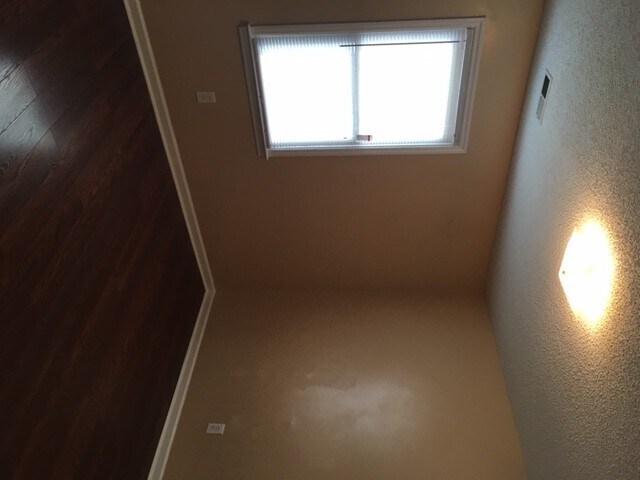 Building Photo - 3 BR 2 BA in Midway Park