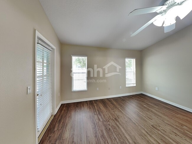 Building Photo - 1012 Cristelle Jean Dr