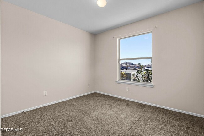 Building Photo - 2404 Escape Point St