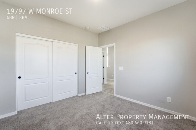 Building Photo - 19797 W Monroe St