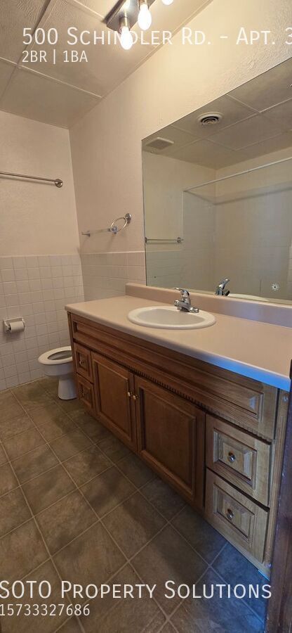 Building Photo - 2 BD / 1 BA