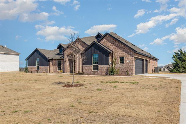 Building Photo - 630 Crystal Lk Ln