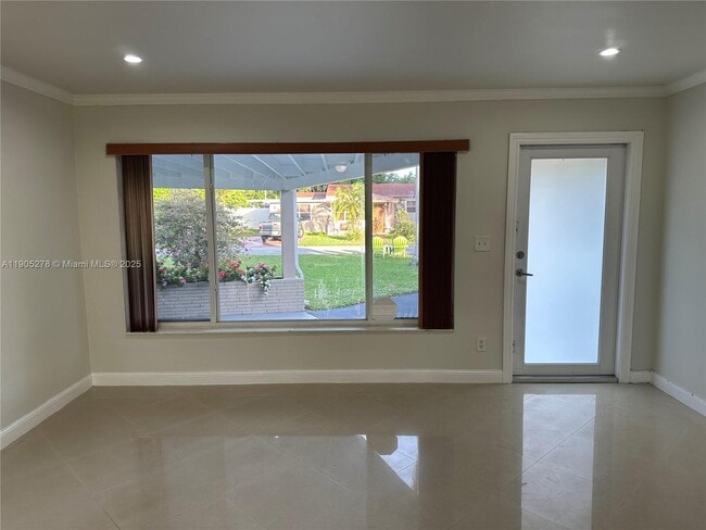 Building Photo - 1718 N 27th Ave