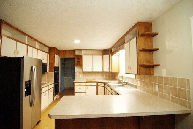 Building Photo - Spacious 6 Bed / 3 Bath Home in Rigby!