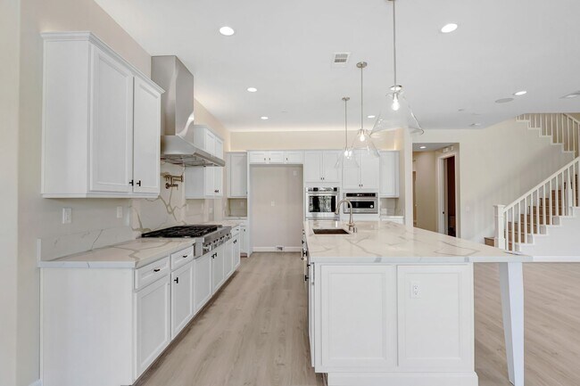 Building Photo - Stunning New Build Home with Breathtaking ...