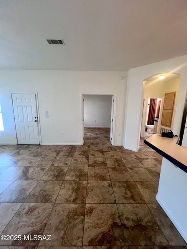 Building Photo - 1254 W Calle De Sotelo