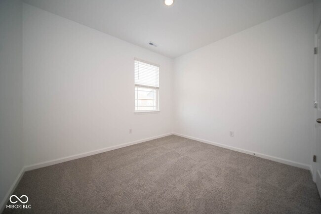 Building Photo - 60 Varner Dr