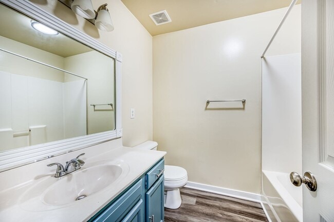 Building Photo - 3 Bedroom Midlothian Home Move In Ready