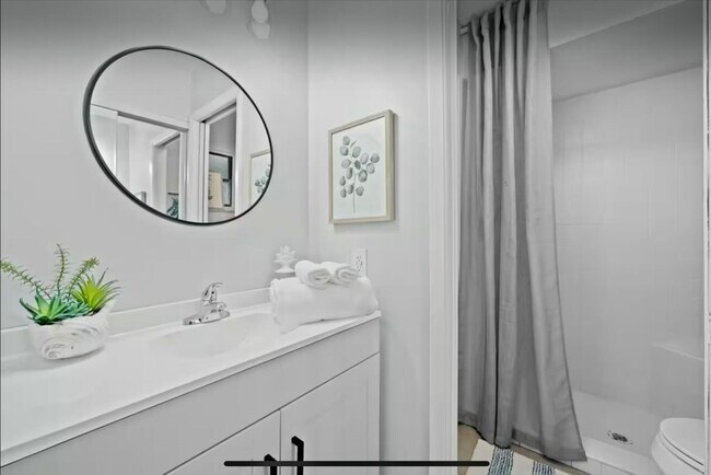 Building Photo - 11405 175th Rd N