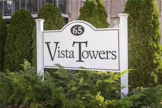 Building Photo - 1 Bedroom 1.5 Bath in Stamford