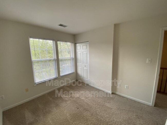Building Photo - 4204 Apgar Ct