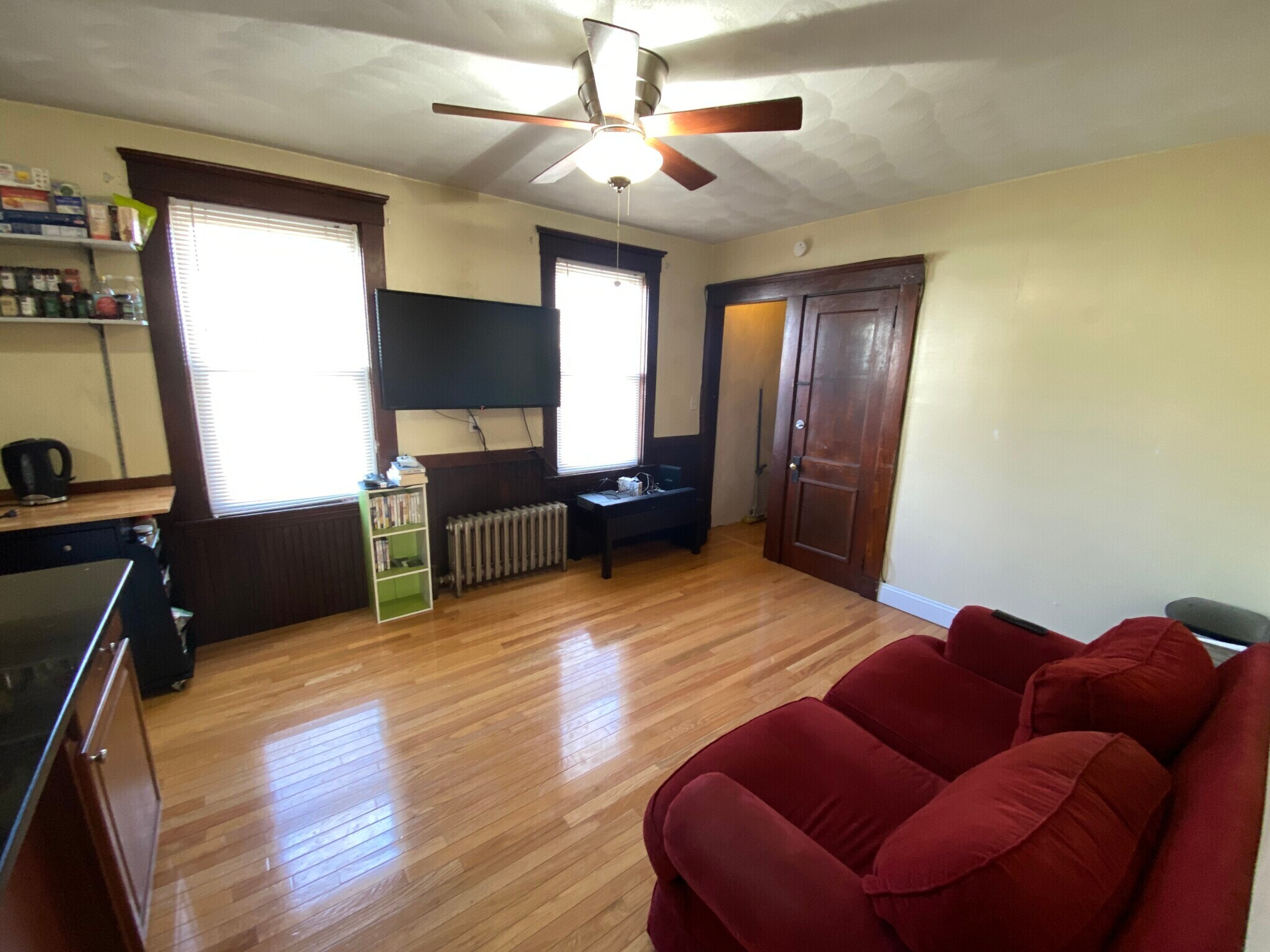 Building Photo - 221 Holland St