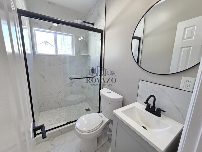 Building Photo - 219 Clark St