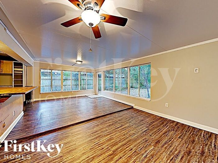 Building Photo - 7505 Evergreen Dr