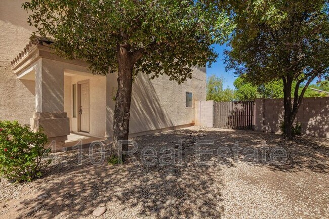 Building Photo - 2320 W Allens Peak Dr