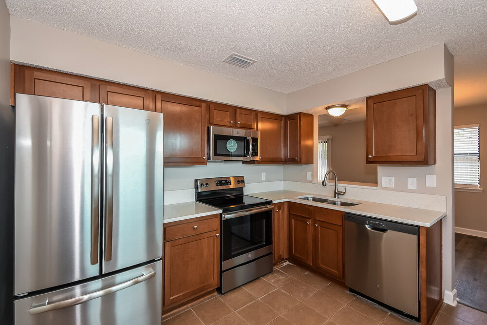 Building Photo - 7974 Amandas Crossing Dr E