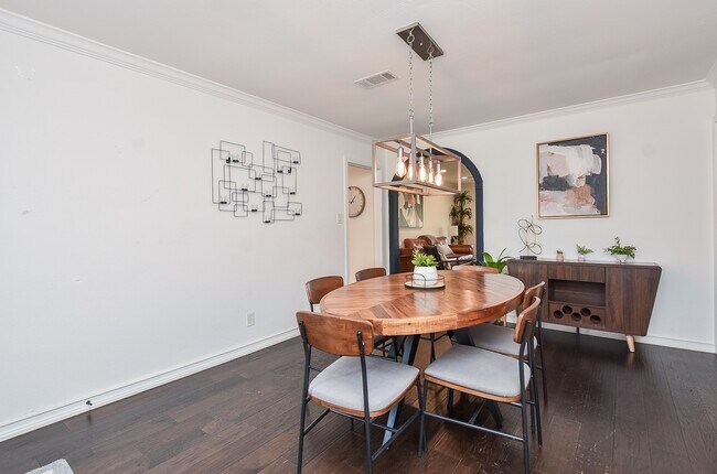 Building Photo - 4125 Lymbar Dr