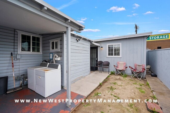 Building Photo - Charming Barrio Logan Studio - Available Now!