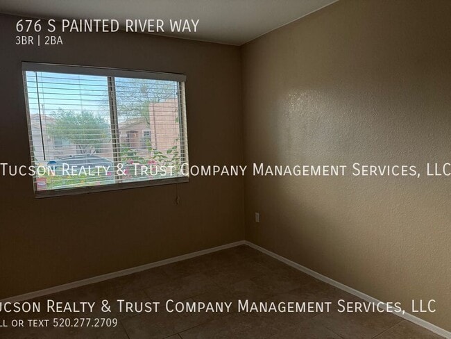 Building Photo - 676 S Painted River Way